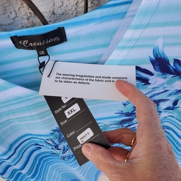 Creation Embellished Floral Design Vneck Short Sleeve Sz. XXL Top - Picture 4 of 10